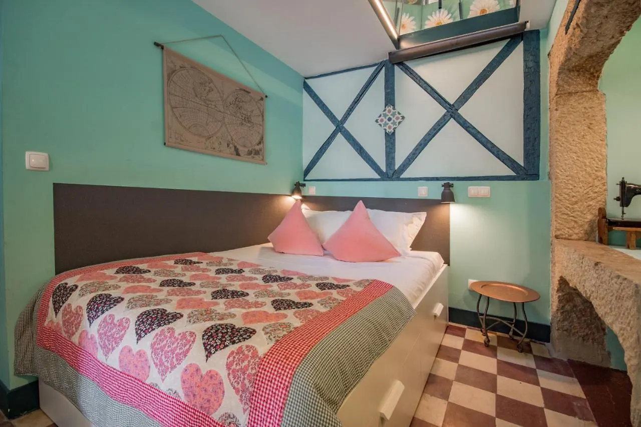 Lisbon Heart Apartments - White Apartment By Lovelystay