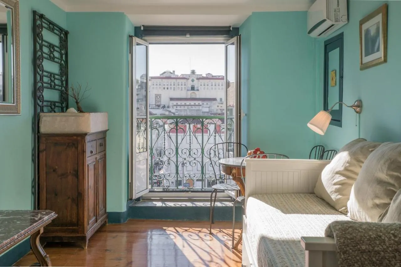 Lisbon Heart Apartments - White Apartment By Lovelystay location