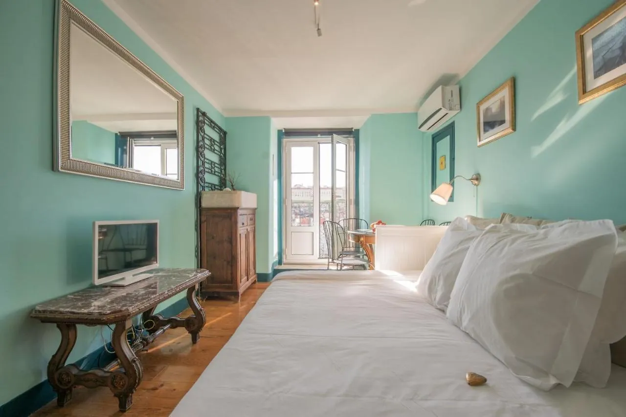 Lisbon Heart Apartments - White Apartment By Lovelystay 0*,
